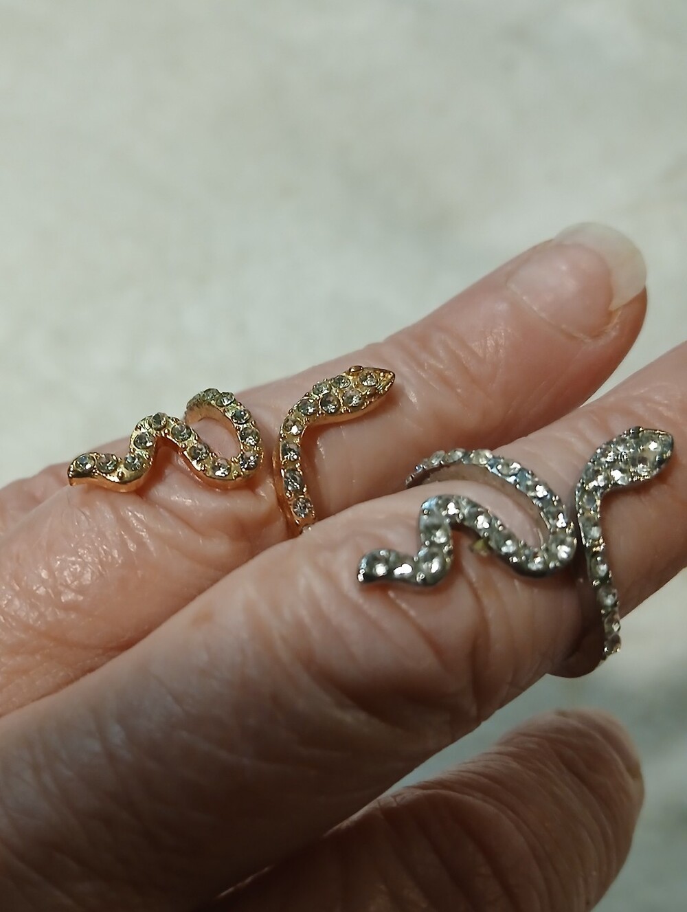 💥 Gold •or• Silver Snake Rhinestone Fashion Jewelry - Size 8